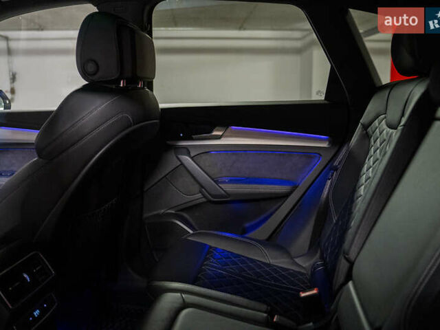 Сірий Ауді SQ5, об'ємом двигуна 3 л та пробігом 45 тис. км за 45980 $, фото 33 на Automoto.ua