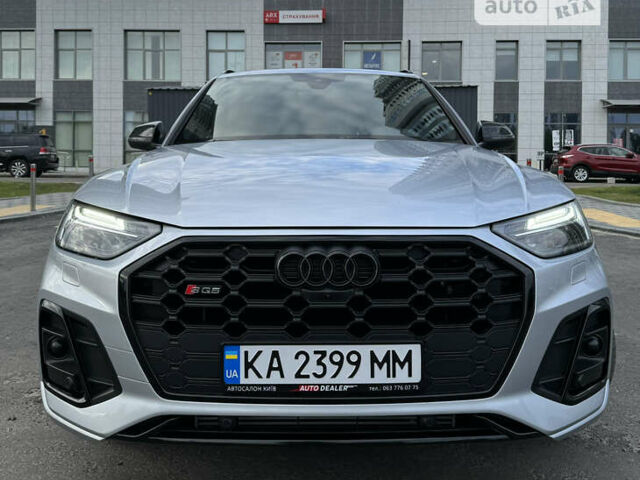 Сірий Ауді SQ5, об'ємом двигуна 3 л та пробігом 36 тис. км за 49200 $, фото 2 на Automoto.ua