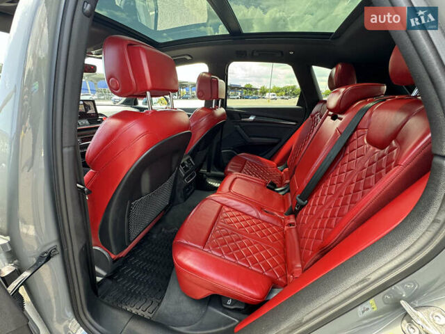 Серый Ауди SQ5, объемом двигателя 3 л и пробегом 80 тыс. км за 45600 $, фото 9 на Automoto.ua