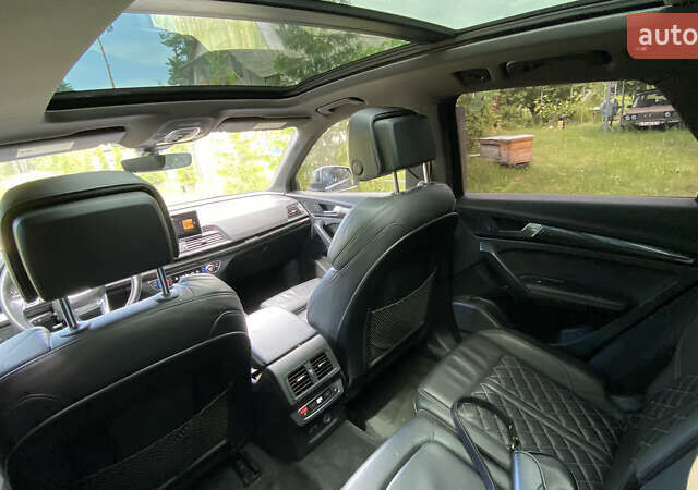 Серый Ауди SQ5, объемом двигателя 3 л и пробегом 67 тыс. км за 31000 $, фото 14 на Automoto.ua