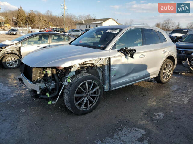 Серый Ауди SQ5, объемом двигателя 3 л и пробегом 56 тыс. км за 35000 $, фото 3 на Automoto.ua