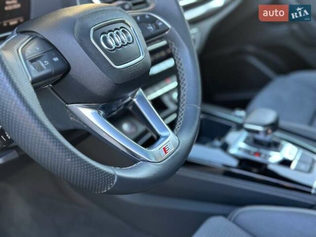 Серый Ауди SQ5, объемом двигателя 3 л и пробегом 18 тыс. км за 35900 $, фото 71 на Automoto.ua