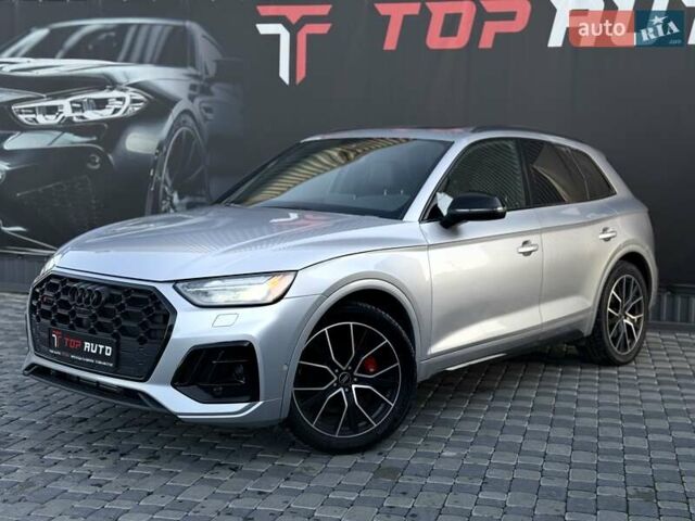 Сірий Ауді SQ5, об'ємом двигуна 3 л та пробігом 18 тис. км за 35500 $, фото 1 на Automoto.ua