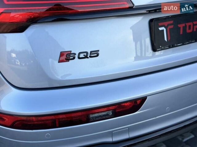 Серый Ауди SQ5, объемом двигателя 3 л и пробегом 18 тыс. км за 35900 $, фото 26 на Automoto.ua