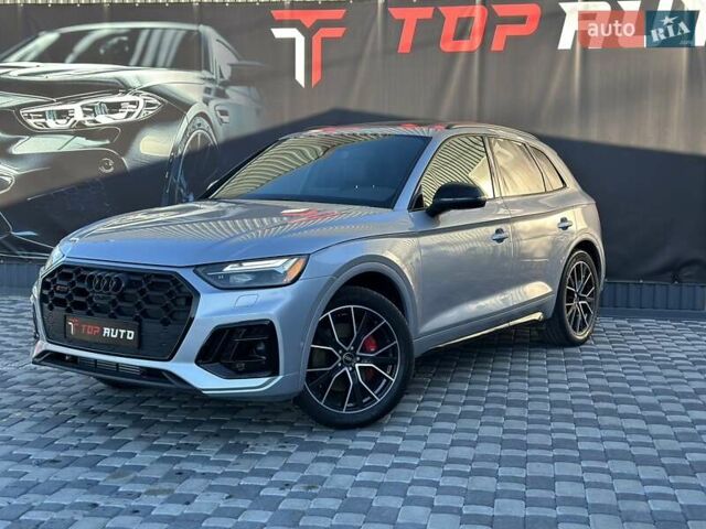 Серый Ауди SQ5, объемом двигателя 3 л и пробегом 18 тыс. км за 35900 $, фото 3 на Automoto.ua