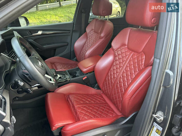 Серый Ауди SQ5, объемом двигателя 3 л и пробегом 48 тыс. км за 52999 $, фото 15 на Automoto.ua