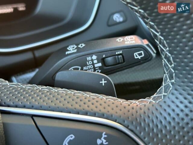 Серый Ауди SQ5, объемом двигателя 3 л и пробегом 18 тыс. км за 35900 $, фото 43 на Automoto.ua