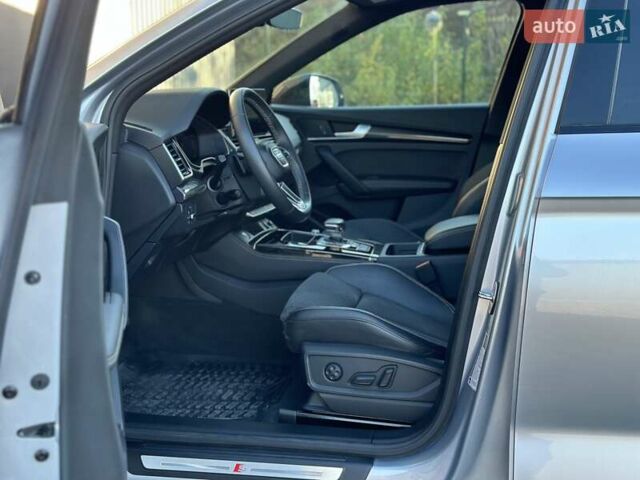 Серый Ауди SQ5, объемом двигателя 3 л и пробегом 18 тыс. км за 35900 $, фото 32 на Automoto.ua