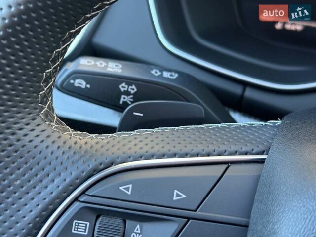 Серый Ауди SQ5, объемом двигателя 3 л и пробегом 18 тыс. км за 35900 $, фото 44 на Automoto.ua