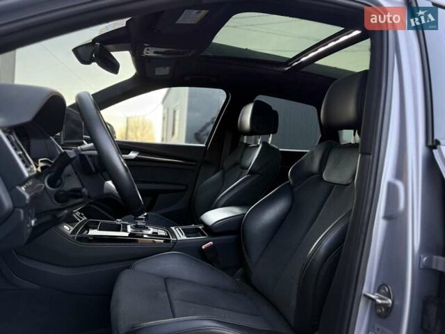 Сірий Ауді SQ5, об'ємом двигуна 3 л та пробігом 18 тис. км за 35500 $, фото 49 на Automoto.ua