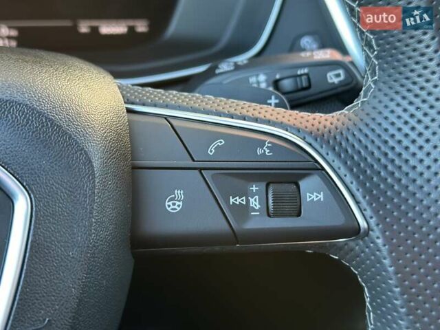 Серый Ауди SQ5, объемом двигателя 3 л и пробегом 18 тыс. км за 35900 $, фото 48 на Automoto.ua