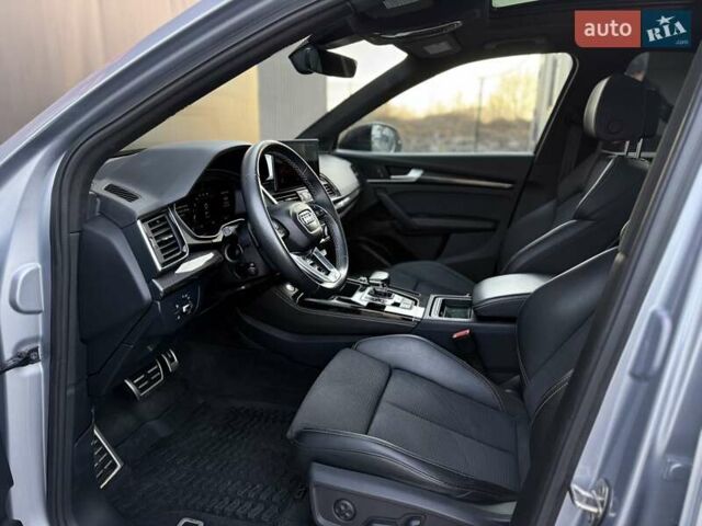 Сірий Ауді SQ5, об'ємом двигуна 3 л та пробігом 18 тис. км за 35500 $, фото 46 на Automoto.ua