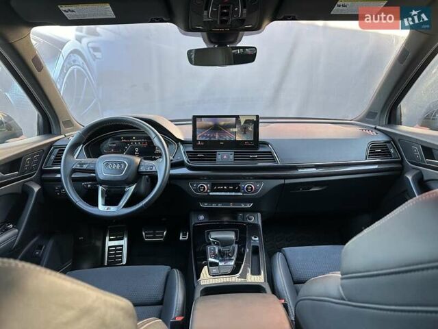 Серый Ауди SQ5, объемом двигателя 3 л и пробегом 18 тыс. км за 35900 $, фото 55 на Automoto.ua