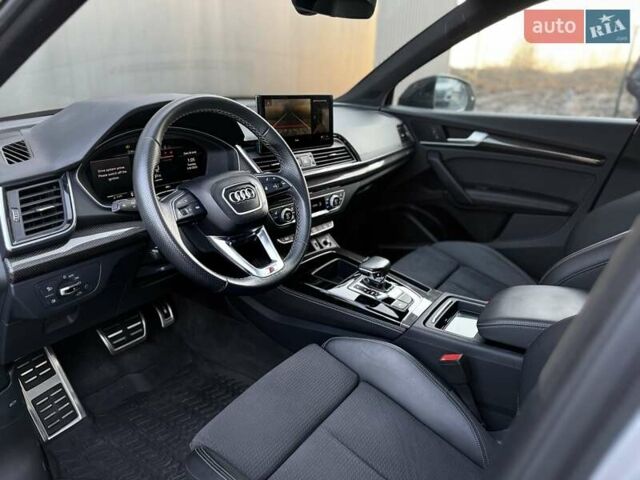 Сірий Ауді SQ5, об'ємом двигуна 3 л та пробігом 18 тис. км за 35500 $, фото 45 на Automoto.ua