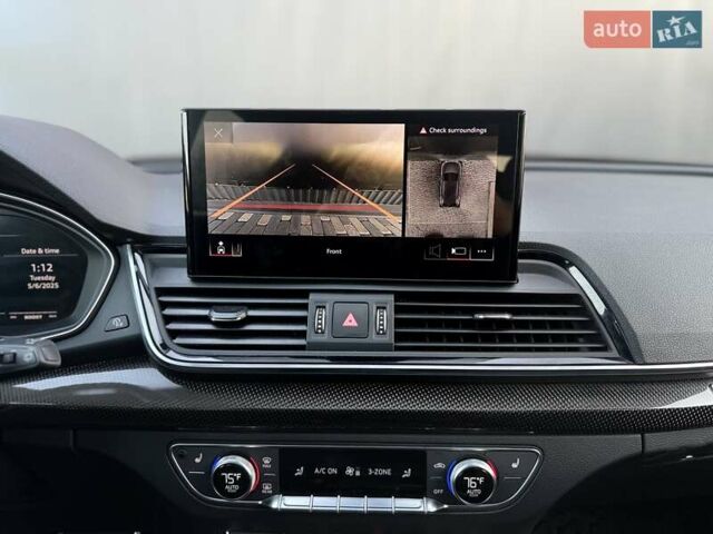 Сірий Ауді SQ5, об'ємом двигуна 3 л та пробігом 18 тис. км за 35500 $, фото 57 на Automoto.ua