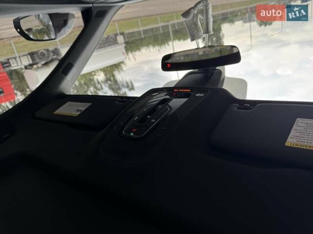 Сірий Ауді SQ5, об'ємом двигуна 3 л та пробігом 36 тис. км за 47700 $, фото 47 на Automoto.ua