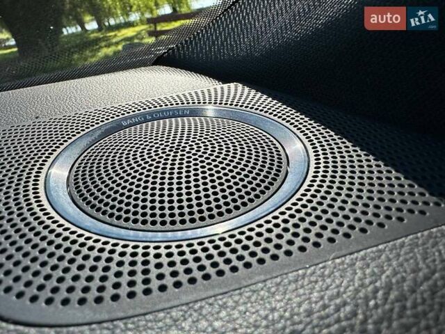 Синий Ауди SQ5, объемом двигателя 3 л и пробегом 341 тыс. км за 16800 $, фото 15 на Automoto.ua