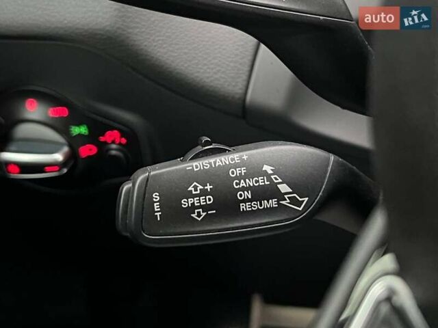 Ауді SQ5 2015 у Києві на Automoto.ua Синій Ауді SQ5, об'ємом двигуна 3 л та пробігом 166 тис. км за 19500 $, фото 19 на Automoto.ua