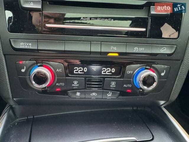 Синій Ауді SQ5, об'ємом двигуна 3 л та пробігом 166 тис. км за 19490 $, фото 25 на Automoto.ua