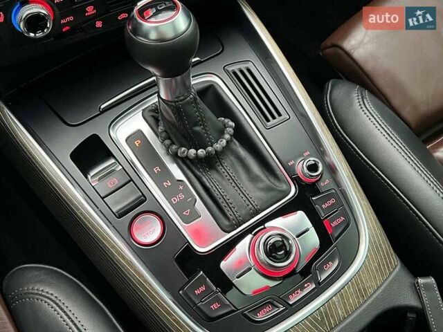 Ауді SQ5 2015 у Києві на Automoto.ua Синій Ауді SQ5, об'ємом двигуна 3 л та пробігом 166 тис. км за 19500 $, фото 18 на Automoto.ua