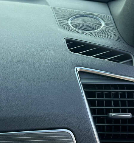 Синий Ауди SQ5, объемом двигателя 3 л и пробегом 155 тыс. км за 28500 $, фото 13 на Automoto.ua