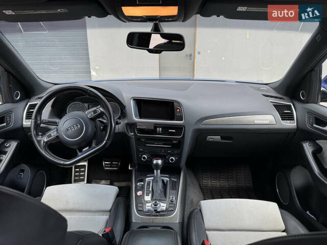 Синій Ауді SQ5, об'ємом двигуна 3 л та пробігом 147 тис. км за 23700 $, фото 15 на Automoto.ua