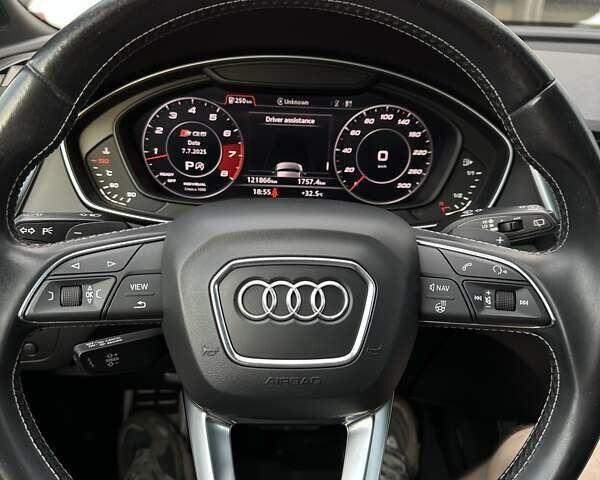 Синий Ауди SQ5, объемом двигателя 3 л и пробегом 120 тыс. км за 30800 $, фото 19 на Automoto.ua
