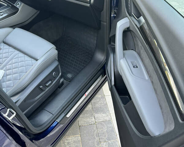 Синий Ауди SQ5, объемом двигателя 3 л и пробегом 192 тыс. км за 28900 $, фото 6 на Automoto.ua