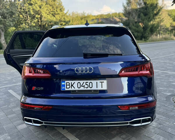 Синий Ауди SQ5, объемом двигателя 3 л и пробегом 192 тыс. км за 28900 $, фото 2 на Automoto.ua