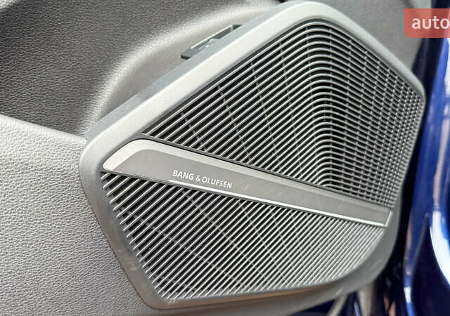 Синий Ауди SQ5, объемом двигателя 3 л и пробегом 196 тыс. км за 29000 $, фото 22 на Automoto.ua