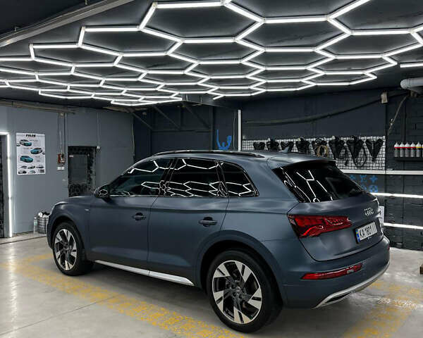 Синий Ауди SQ5, объемом двигателя 3 л и пробегом 189 тыс. км за 52114 $, фото 2 на Automoto.ua