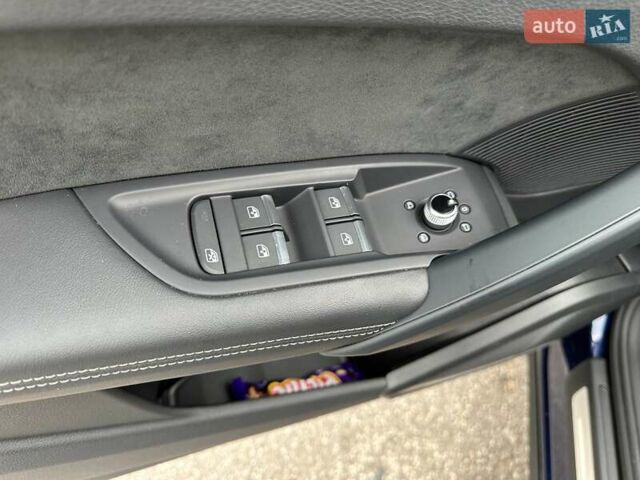 Синій Ауді SQ5, об'ємом двигуна 3 л та пробігом 25 тис. км за 39000 $, фото 36 на Automoto.ua
