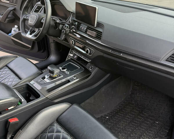 Синій Ауді SQ5, об'ємом двигуна 3 л та пробігом 177 тис. км за 30000 $, фото 17 на Automoto.ua