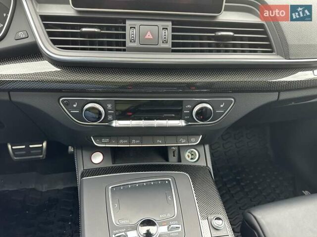 Синій Ауді SQ5, об'ємом двигуна 3 л та пробігом 25 тис. км за 39000 $, фото 32 на Automoto.ua