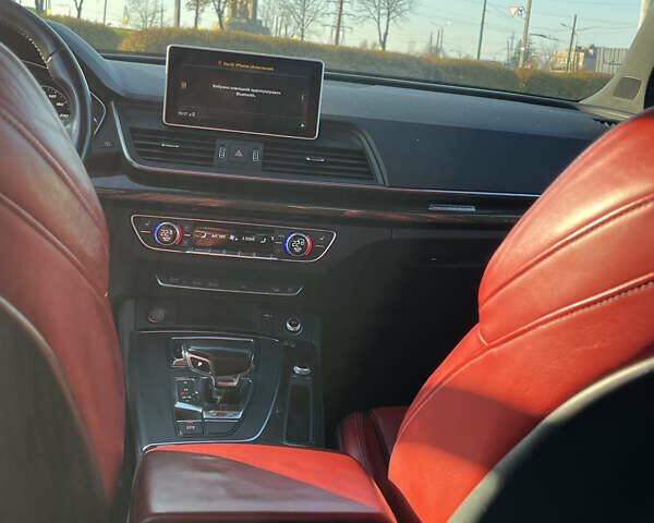 Синій Ауді SQ5, об'ємом двигуна 3 л та пробігом 140 тис. км за 31000 $, фото 33 на Automoto.ua