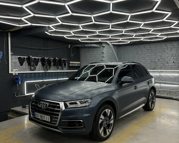 Синий Ауди SQ5, объемом двигателя 3 л и пробегом 189 тыс. км за 52114 $, фото 1 на Automoto.ua