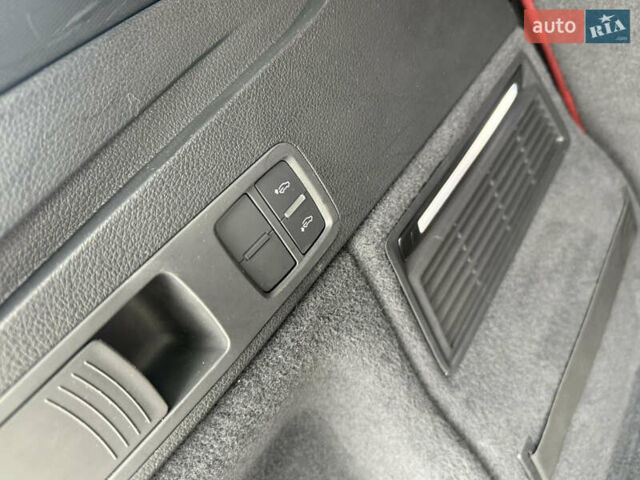 Синий Ауди SQ5, объемом двигателя 3 л и пробегом 110 тыс. км за 31999 $, фото 13 на Automoto.ua