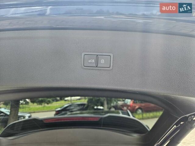 Синий Ауди SQ5, объемом двигателя 3 л и пробегом 121 тыс. км за 33890 $, фото 37 на Automoto.ua