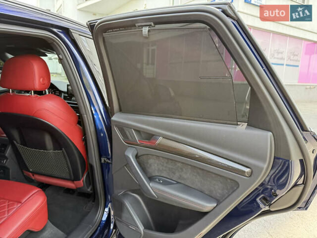 Синий Ауди SQ5, объемом двигателя 3 л и пробегом 42 тыс. км за 53500 $, фото 19 на Automoto.ua