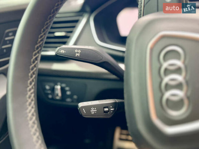 Синий Ауди SQ5, объемом двигателя 3 л и пробегом 57 тыс. км за 43500 $, фото 23 на Automoto.ua