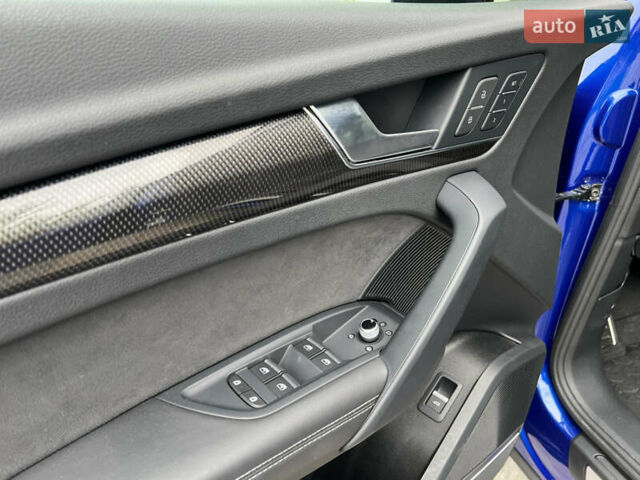 Синій Ауді SQ5, об'ємом двигуна 3 л та пробігом 57 тис. км за 43000 $, фото 17 на Automoto.ua