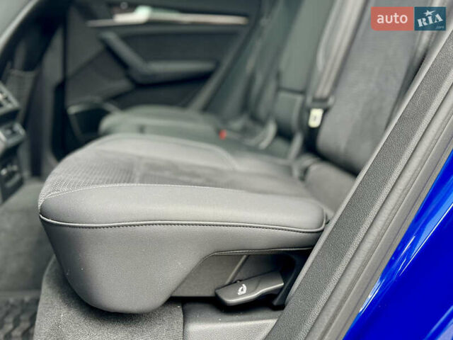 Синій Ауді SQ5, об'ємом двигуна 3 л та пробігом 57 тис. км за 43000 $, фото 42 на Automoto.ua