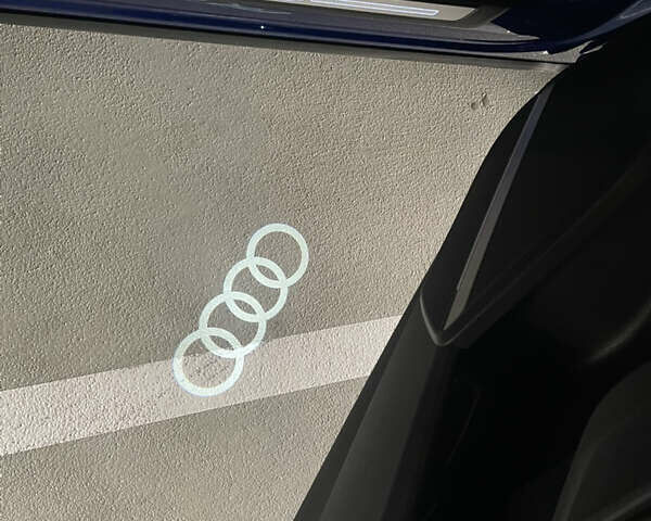 Синий Ауди SQ5, объемом двигателя 3 л и пробегом 49 тыс. км за 38500 $, фото 23 на Automoto.ua