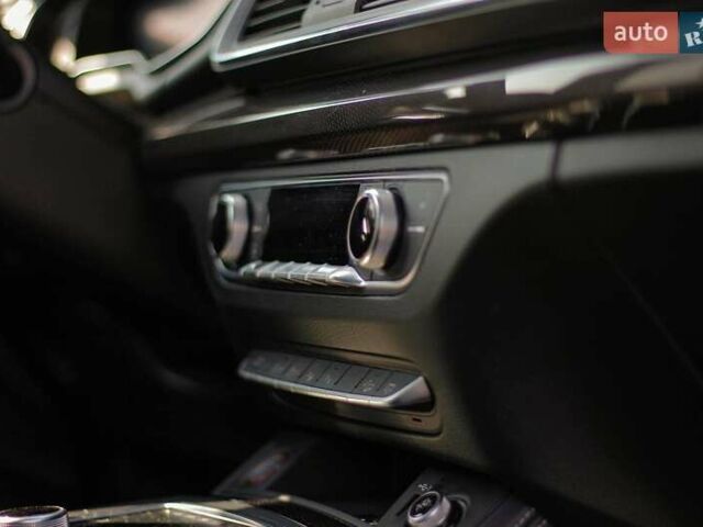 Зеленый Ауди SQ5, объемом двигателя 2.97 л и пробегом 74 тыс. км за 27450 $, фото 7 на Automoto.ua