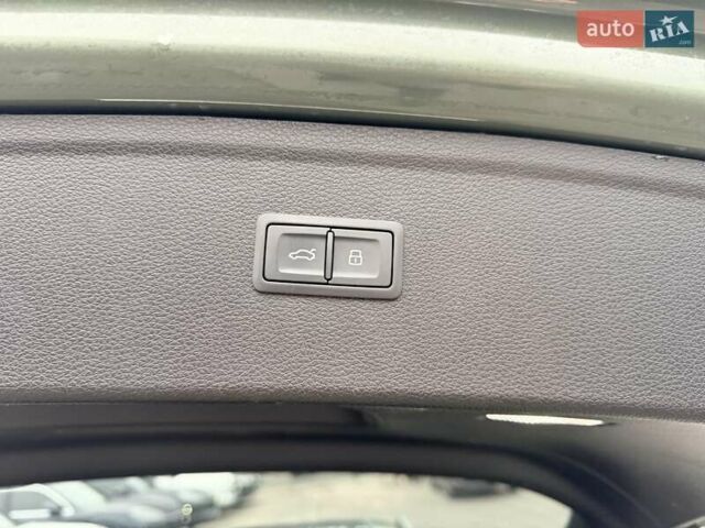 Зеленый Ауди SQ5, объемом двигателя 3 л и пробегом 52 тыс. км за 40999 $, фото 33 на Automoto.ua