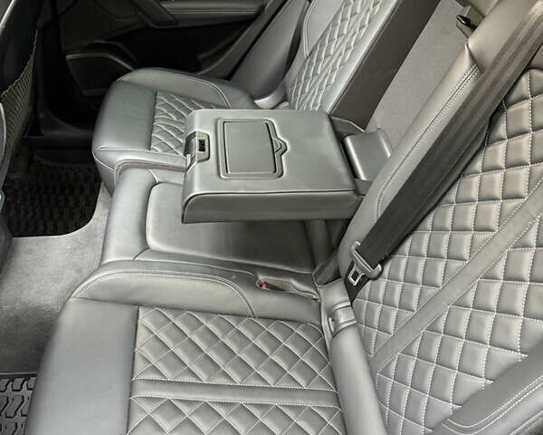 Ауди SQ5 2023 в Харькове на Automoto.ua Зеленый Ауди SQ5, объемом двигателя 3 л и пробегом 55 тыс. км за 59700 $, фото 19 на Automoto.ua