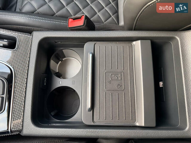 Белый Ауди SQ5 Sportback, объемом двигателя 3 л и пробегом 37 тыс. км за 52000 $, фото 18 на Automoto.ua