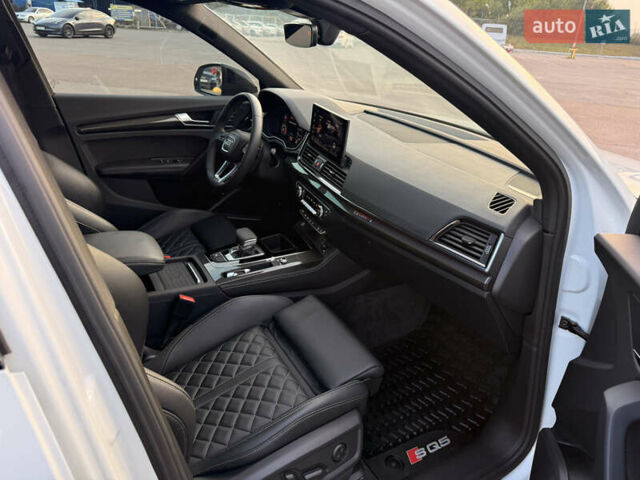 Белый Ауди SQ5 Sportback, объемом двигателя 3 л и пробегом 37 тыс. км за 52000 $, фото 9 на Automoto.ua