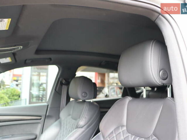 Серый Ауди SQ5 Sportback, объемом двигателя 3 л и пробегом 67 тыс. км за 54900 $, фото 15 на Automoto.ua