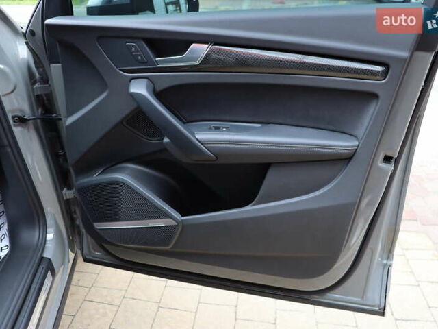 Серый Ауди SQ5 Sportback, объемом двигателя 3 л и пробегом 67 тыс. км за 54900 $, фото 52 на Automoto.ua